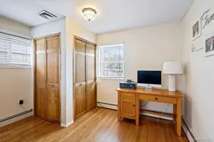 33 Skylark Ln, Levittown, NY 11756 - Photo 24