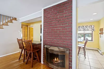 33 Skylark Lane, Levittown, NY 11756 - Photo 16