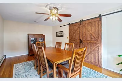 33 Skylark Lane, Levittown, NY 11756 - Photo 8