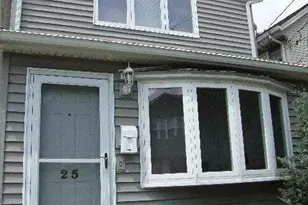 25 Elm St, Greenvale, NY 11548 - Photo 2