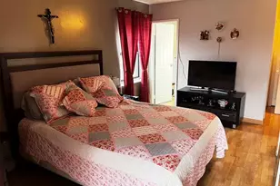 75-22 Parsons Blvd, Fresh Meadows, NY 11366 - Photo 4