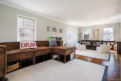 59 Clinton Avenue, Rye, NY 10580 - Photo 2