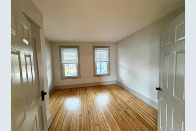 11 Franklin Street #1E, Poughkeepsie, NY 12601 - Photo 4