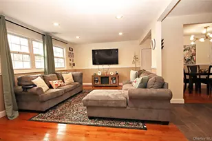 2 Vita Dr, Central Islip, NY 11722 - Photo 4