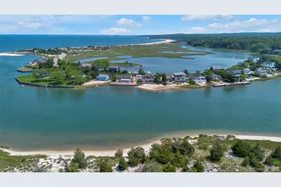 286 Towd Point Road, Southampton, NY 11968 - Photo 2