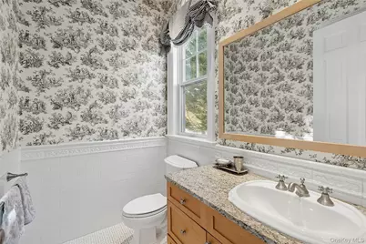 101 Jessup Lane, Westhampton Beach, NY 11978 - Photo 20