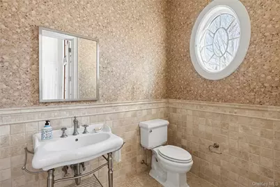101 Jessup Lane, Westhampton Beach, NY 11978 - Photo 18