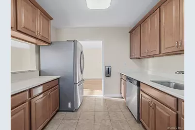 100-25 Queens Blvd #5BB, Forest Hills, NY 11375 - Photo 8