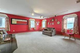 33 Segatogue Ln, South Setauket, NY 11720 - Photo 4