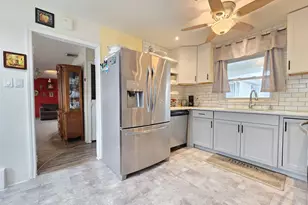 33 Segatogue Ln, South Setauket, NY 11720 - Photo 8