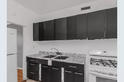 8 Fordham Hill Oval #3D, Bronx, NY 10468 - Photo 4