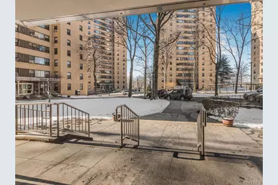 8 Fordham Hill Oval #3D, Bronx, NY 10468 - Photo 8