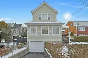 16 Richardson Pl, Eastchester, NY 10709 - Photo 2