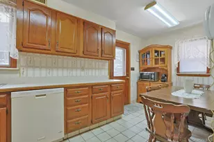 16 Richardson Pl, Eastchester, NY 10709 - Photo 12