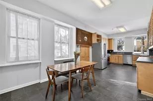 152 Sutton Manor Rd, New Rochelle, NY 10801 - Photo 18