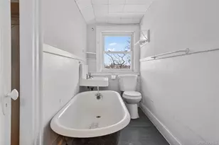 152 Sutton Manor Rd, New Rochelle, NY 10801 - Photo 34