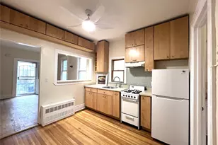 241 W Broadway, Long Beach, NY 11561 - Photo 4