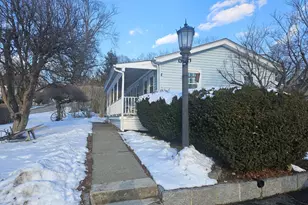 28 Putnam Dr, Carmel, NY 10512 - Photo 2