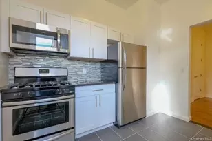 115-25 Metropolitan Ave, Kew Gardens, NY 11418 - Photo 8