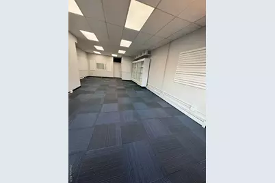 1015 Jericho Turnpike, New Hyde Park, NY 11040 - Photo 6