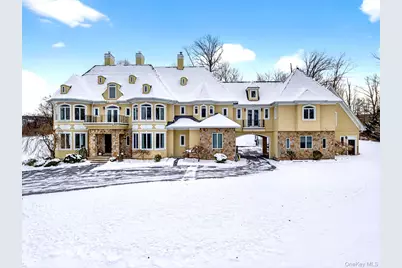 35 Balmoral Court, Harriman, NY 10926 - Photo 1