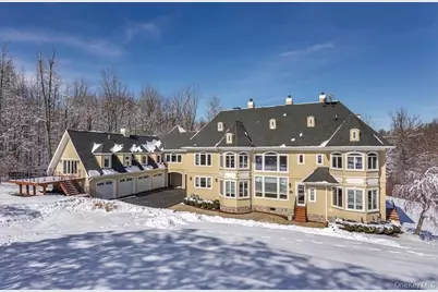 35 Balmoral Court, Harriman, NY 10926 - Photo 2