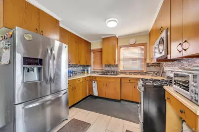 91-16 196th Street, Hollis, NY 11423 - Photo 16