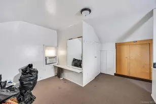 91-16 196th St, Hollis, NY 11423 - Photo 28