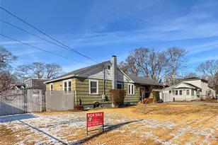 20 Bogota Rd, Mastic Beach, NY 11951 - Photo 34