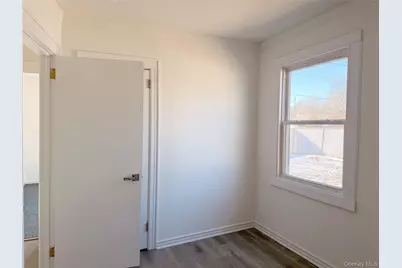 20 Bogota Road, Mastic Beach, NY 11951 - Photo 12