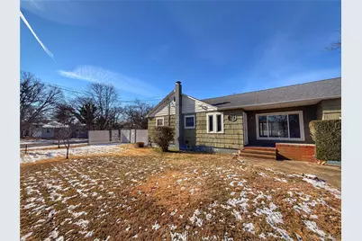 20 Bogota Road, Mastic Beach, NY 11951 - Photo 2