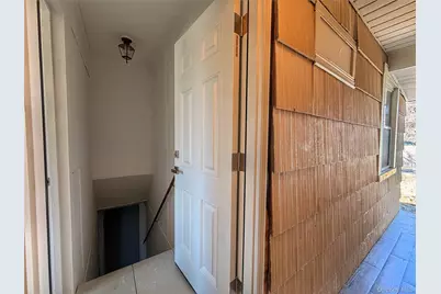 20 Bogota Road, Mastic Beach, NY 11951 - Photo 18