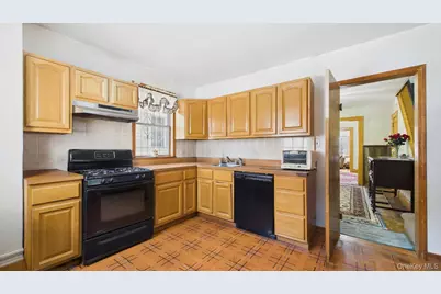 4711 88th Street, Elmhurst, NY 11373 - Photo 20