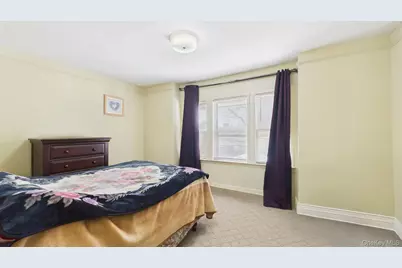 4711 88th Street, Elmhurst, NY 11373 - Photo 30
