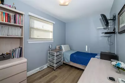 2542 Hollers Avenue, Bronx, NY 10475 - Photo 6