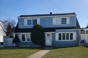 12 Park Ave, New Hyde Park, NY 11040 - Photo 1
