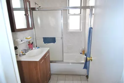 1 Sadore Lane #4O, Yonkers, NY 10710 - Photo 6