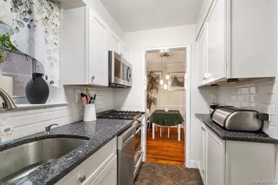 5 Campus Place #TR, Scarsdale, NY 10583 - Photo 16