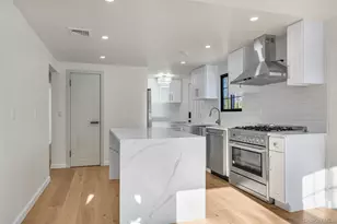 26 Roseanne Dr, Woodbury, NY 11797 - Photo 4