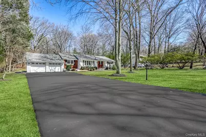 5 Moriah Lane, Suffern, NY 10901 - Photo 2