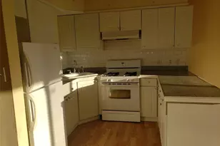 2-04 Beach 102nd St, Rockaway Park, NY 11694 - Photo 4
