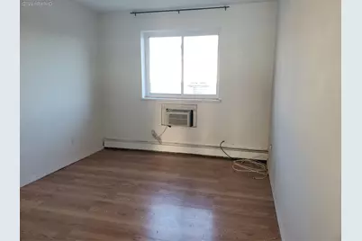 204 Beach 102nd Street, Rockaway Park, NY 11694 - Photo 10