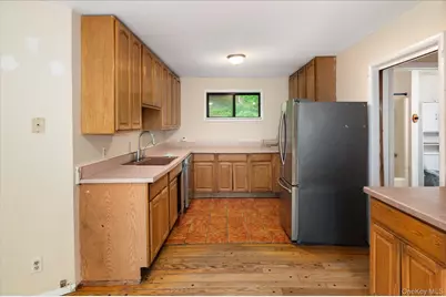 14 W Main Street, Goldens Bridge, NY 10526 - Photo 6