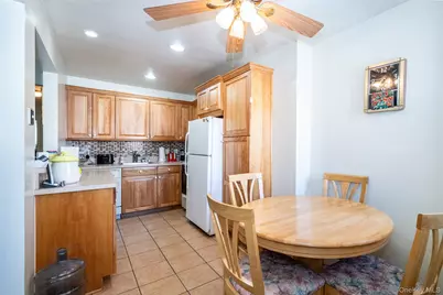 2544 Hollers Avenue, Bronx, NY 10475 - Photo 2