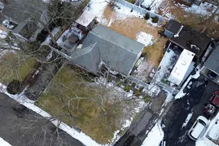 24 Park Pl, Patchogue, NY 11772 - Photo 28