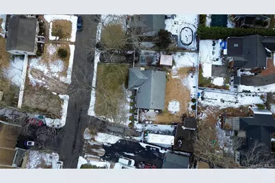 24 Park Place, Patchogue, NY 11772 - Photo 32