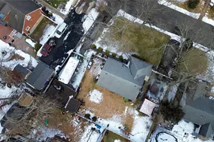 24 Park Pl, Patchogue, NY 11772 - Photo 32