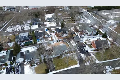 24 Park Place, Patchogue, NY 11772 - Photo 30