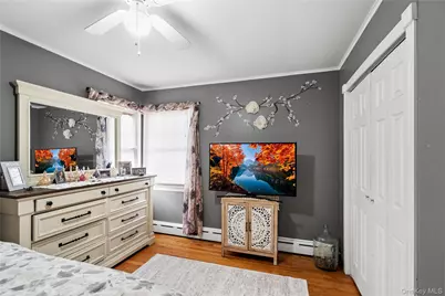 24 Park Place, Patchogue, NY 11772 - Photo 16