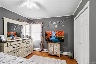 24 Park Pl, Patchogue, NY 11772 - Photo 16